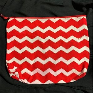 CHEVRON MAKEUP BAG